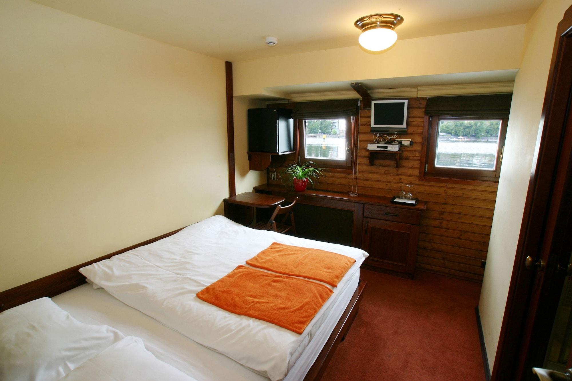 Boat Hotel Matylda Prague Luaran gambar