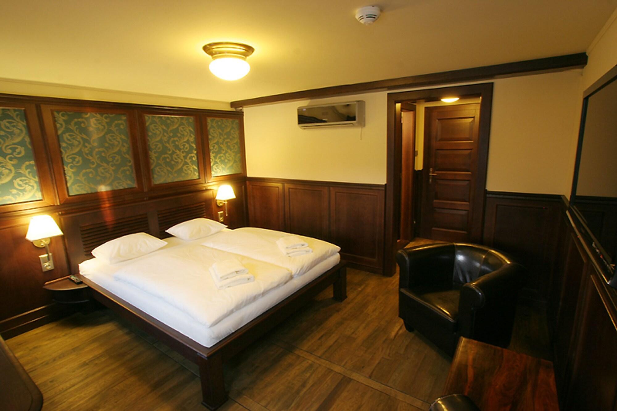 Boat Hotel Matylda Prague Luaran gambar