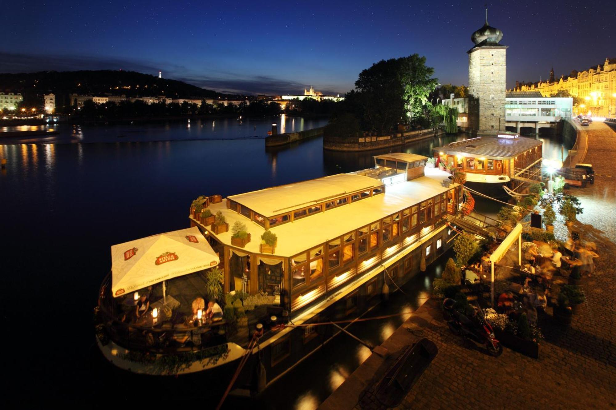 Boat Hotel Matylda Prague Luaran gambar